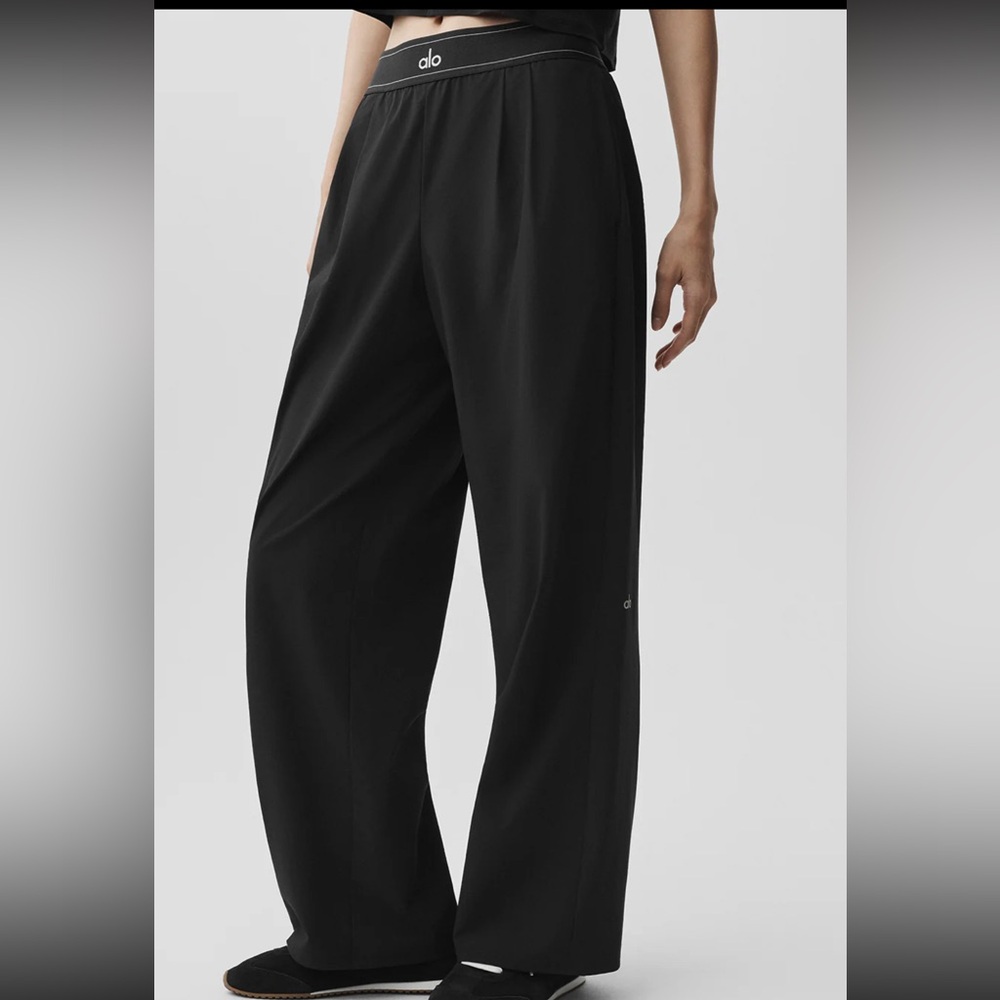 Alo Suit Up Trouser (Regular) - Black